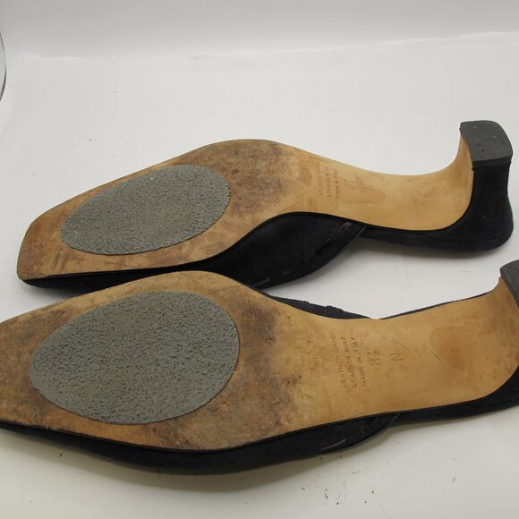 Talbot’s black suede slide with leather stitching and bow detail 8.5N - Picture 6 of 6